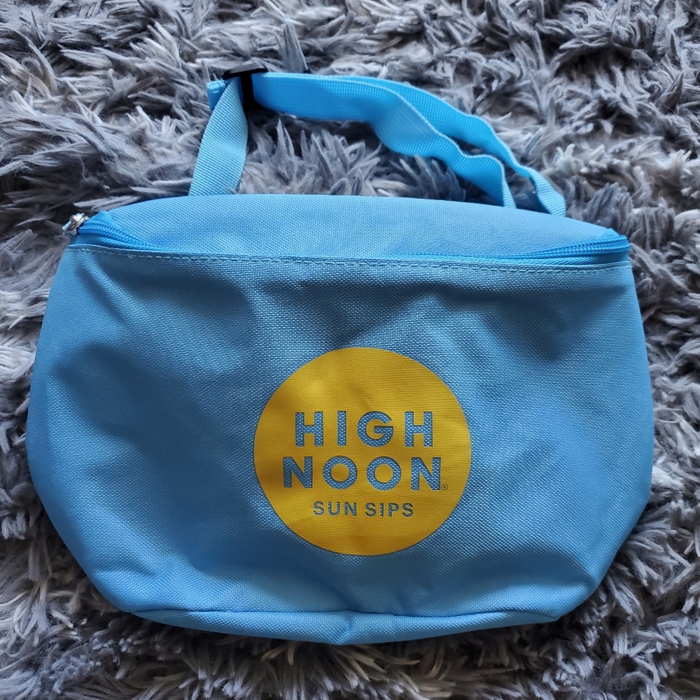 HignNoon Hard Seltzer Blue Fanny Pack 💙 cooler